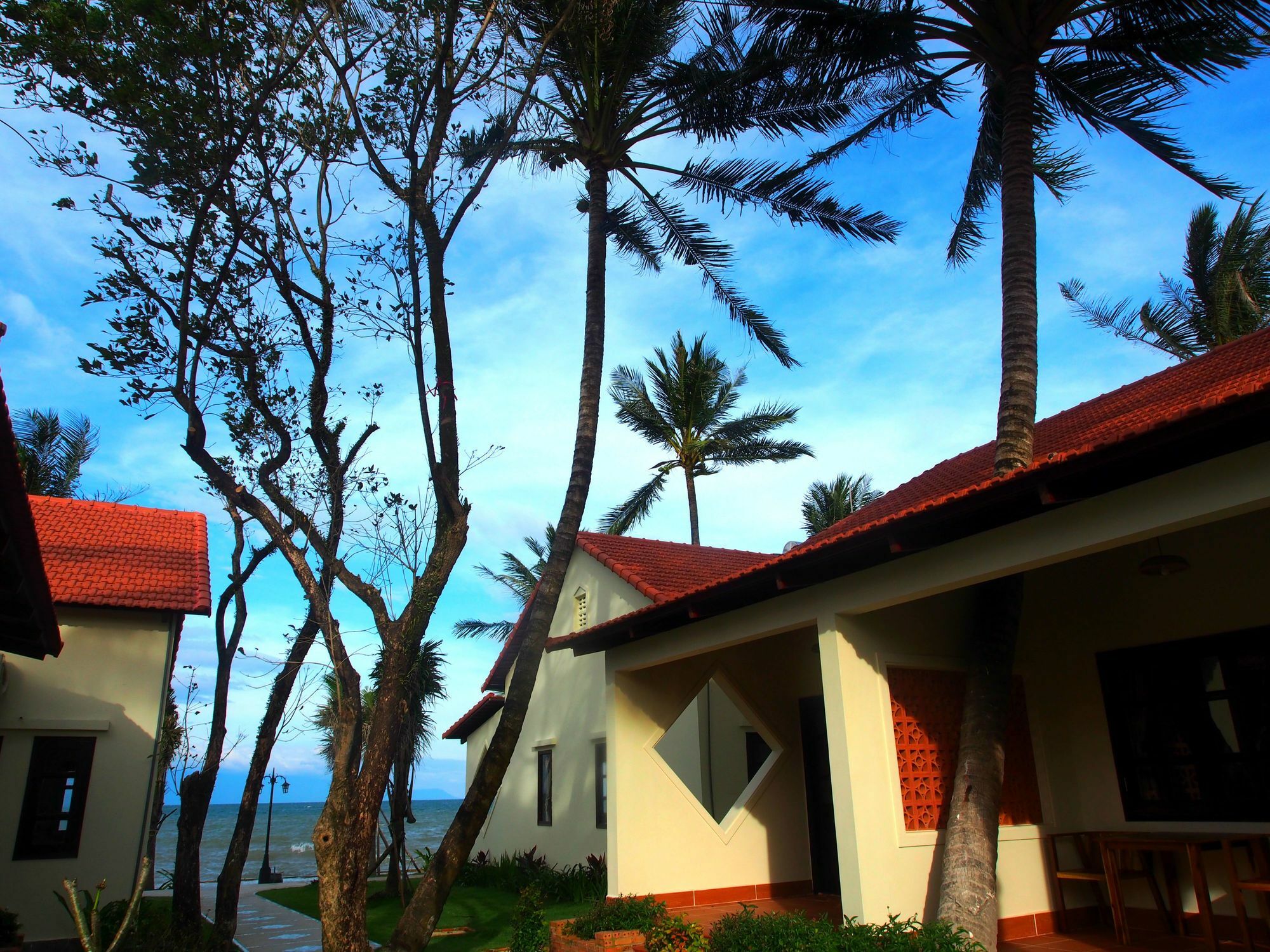 Hula Hula Beachfront सहारा Phu Quoc